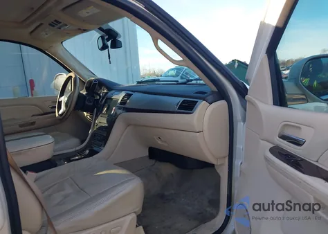 2007 Cadillac Escalade Standard from USA, damaged, VIN 1GYFK63867R369390